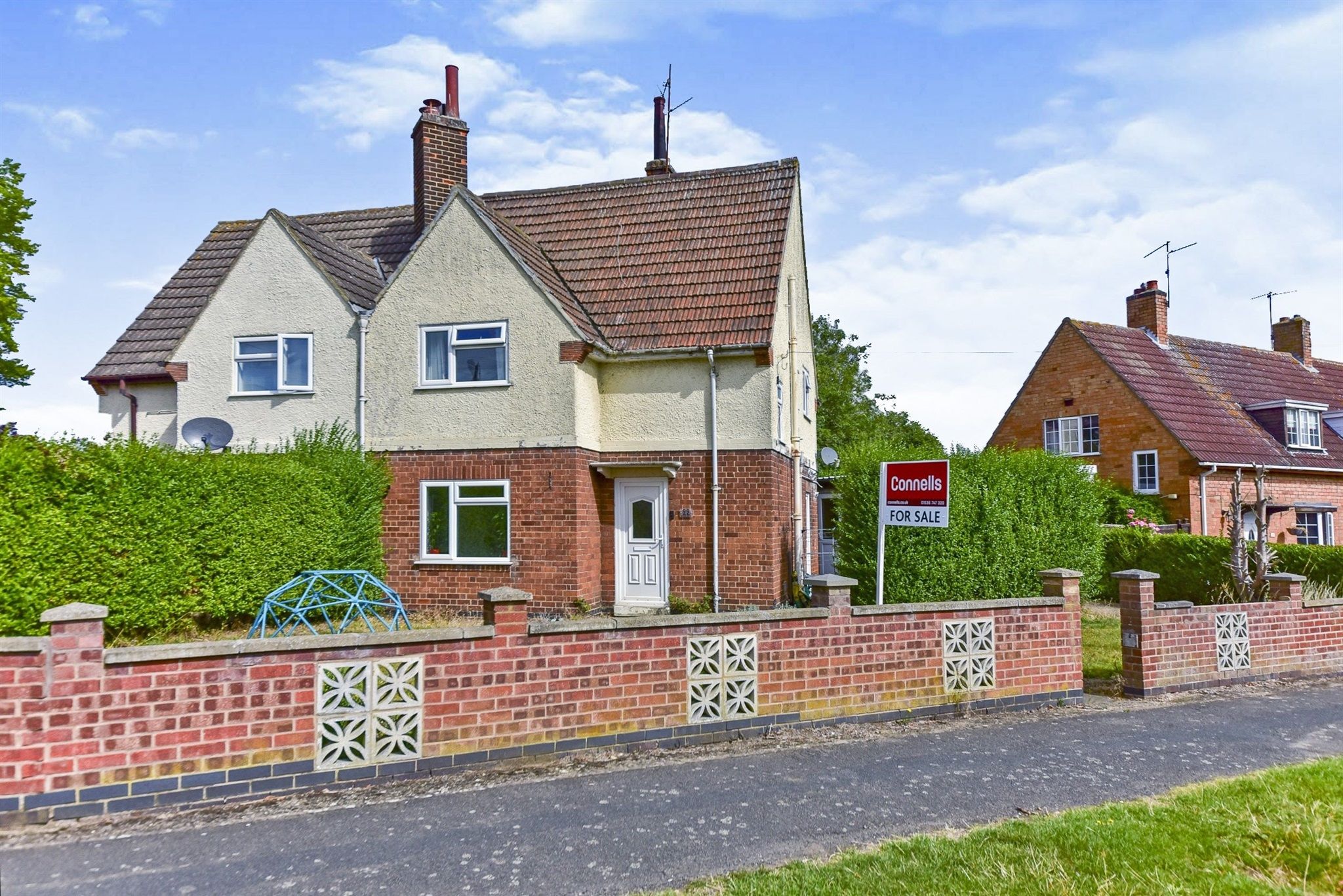 3 bed semidetached house for sale in Kelvin Grove, Corby NN17 Zoopla