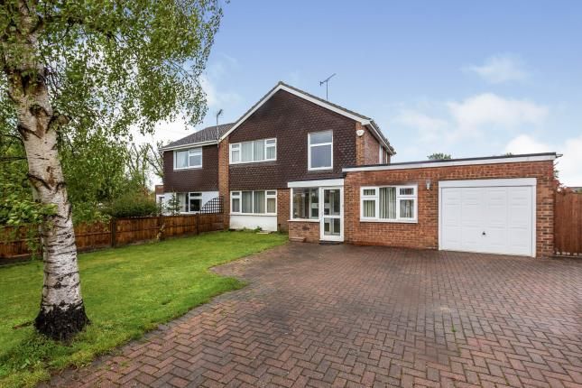 Camborne Avenue Aylesbury Buckinghamshire United Kingdom HP21  