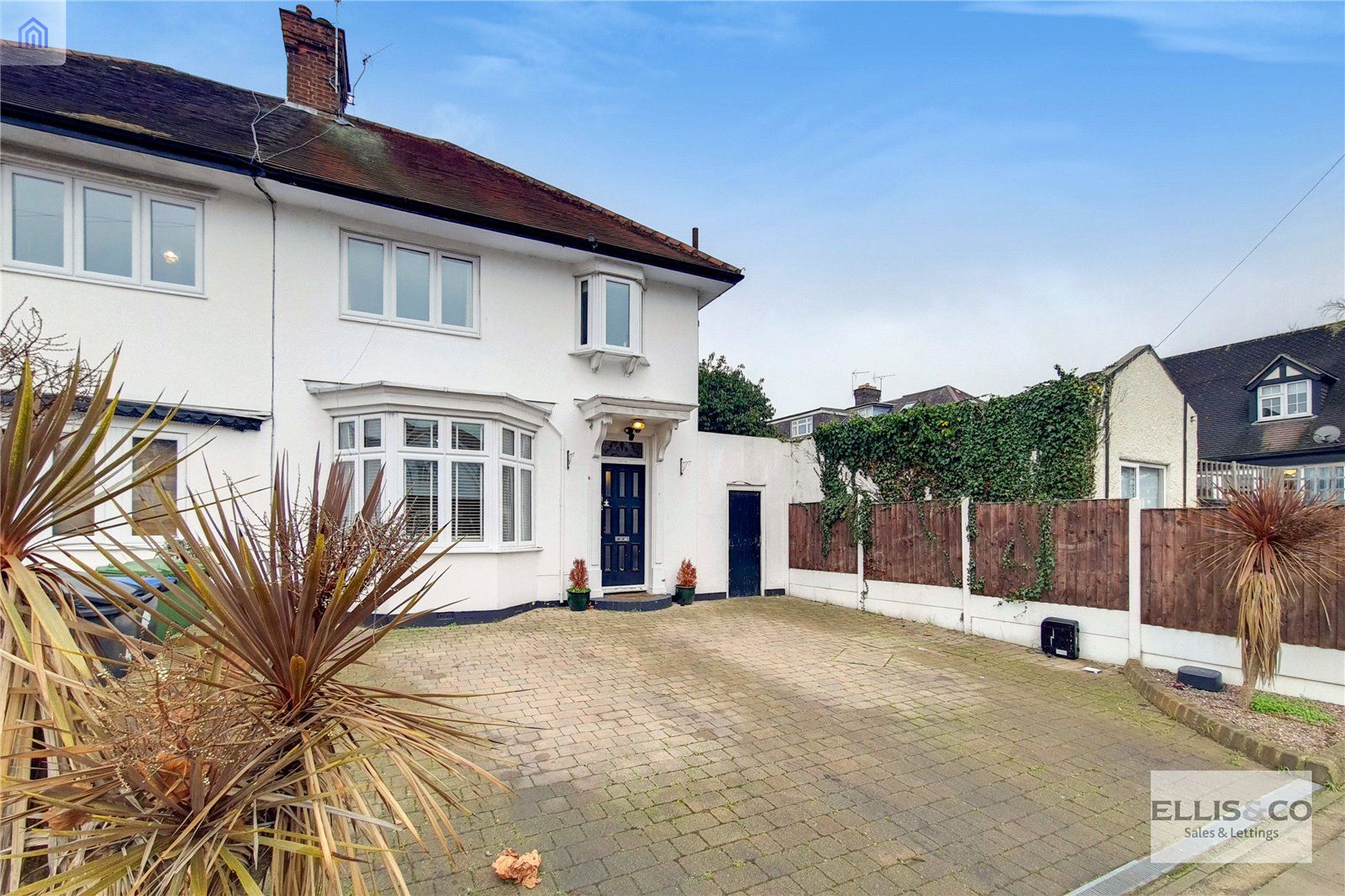 4 bed semidetached house for sale in Walsingham Road, Enfield EN2 Zoopla