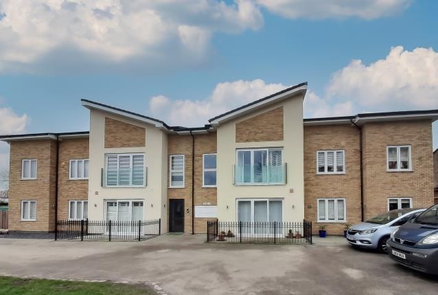 Braeburn House, 98 Orchard Way, Shirley, Croydon CR0  