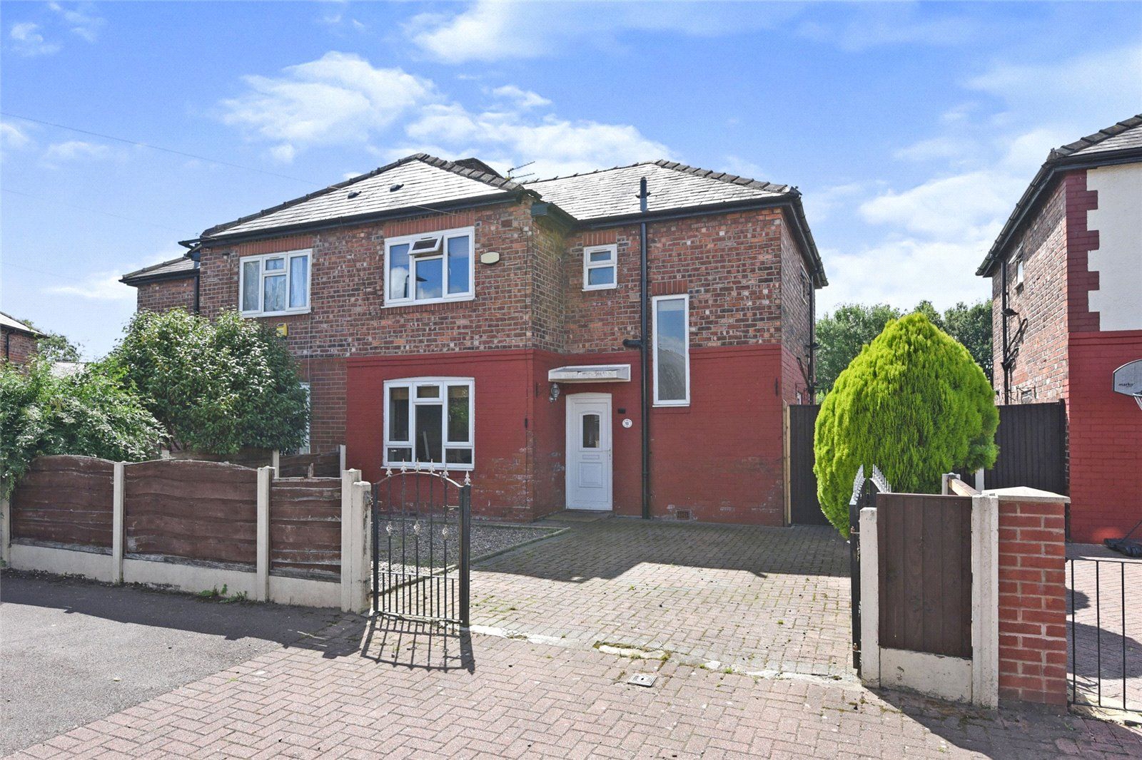 3 bed detached house for sale in Kings Crescent, Manchester, Greater