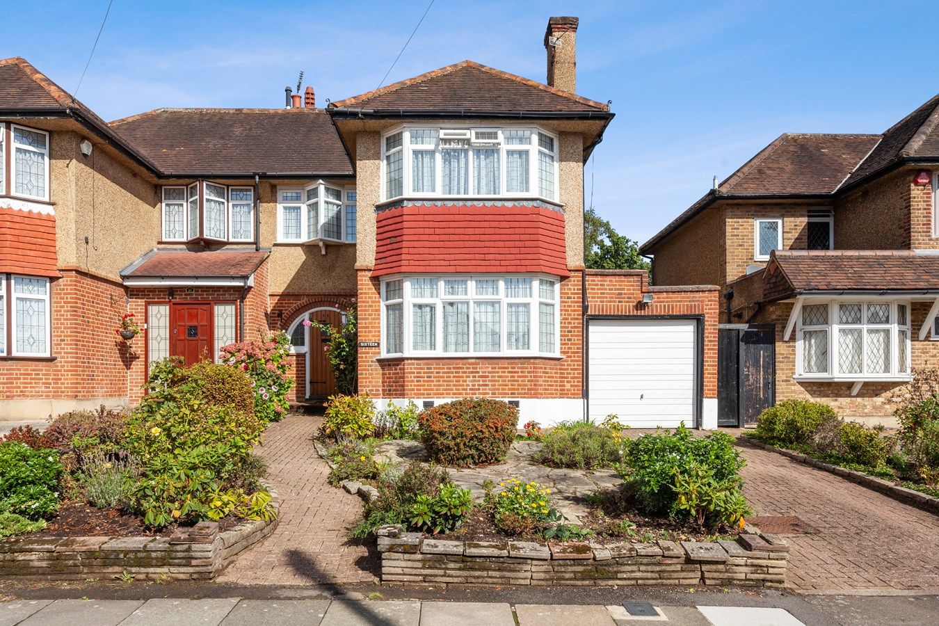 3 bed property for sale in Snaresbrook Drive, Stanmore HA7 Zoopla