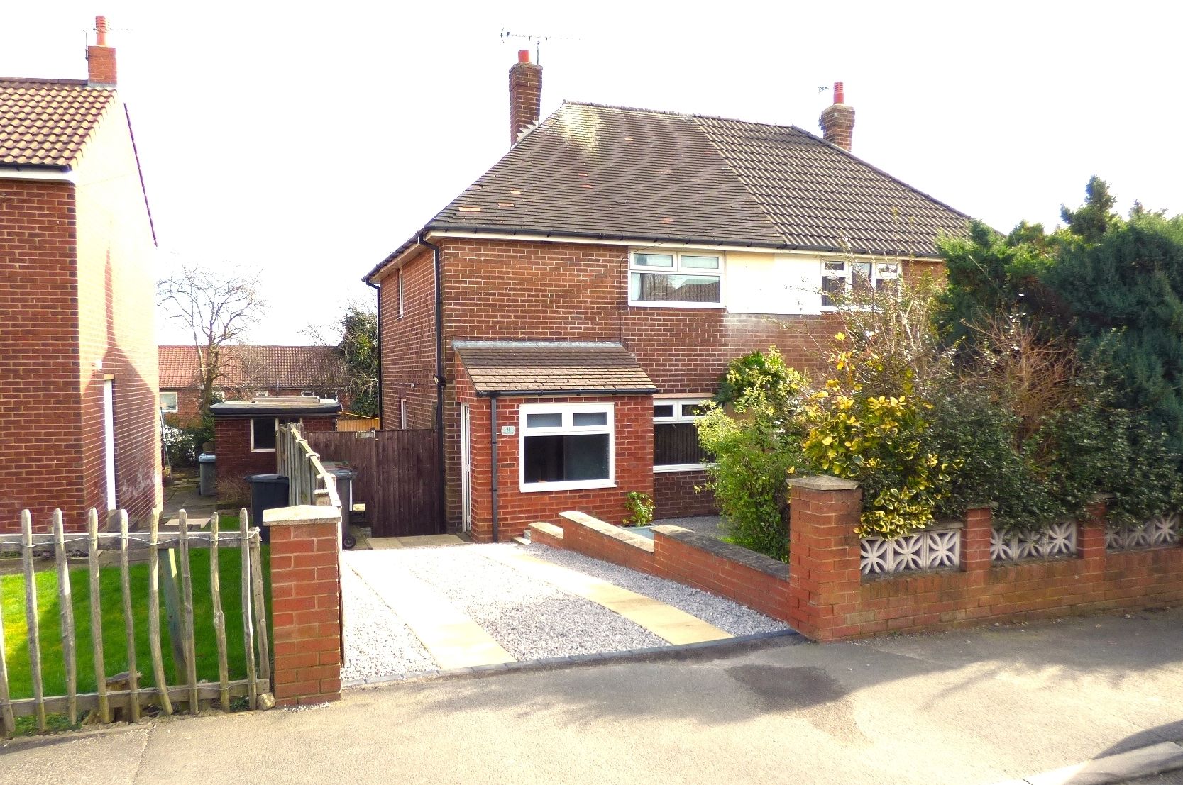 2 bed semidetached house for sale in Church Avenue, Gildersome, Leeds