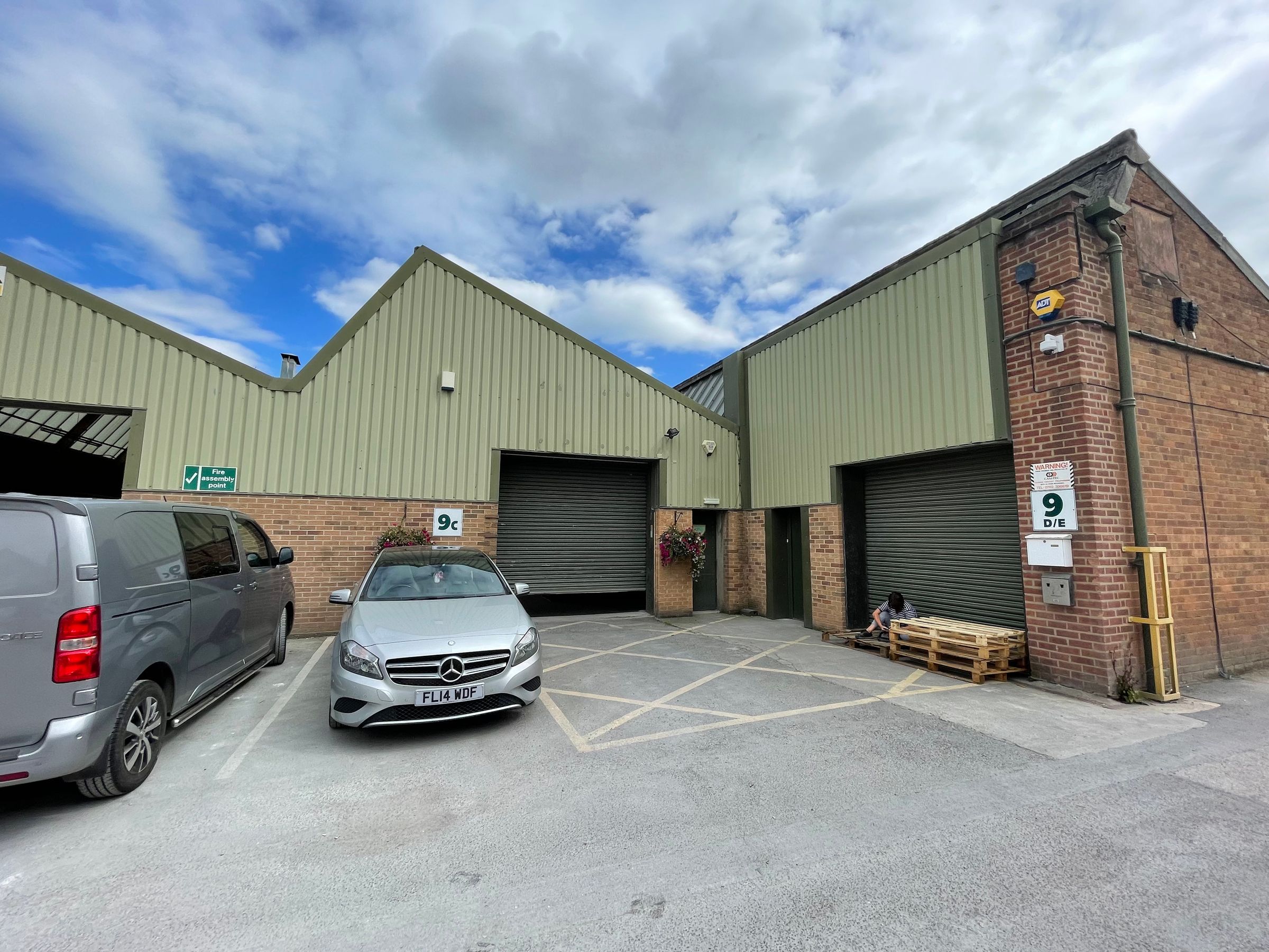 Industrial to let in Units 9C, 9D & 9E Whitebridge Estate, Whitebridge
