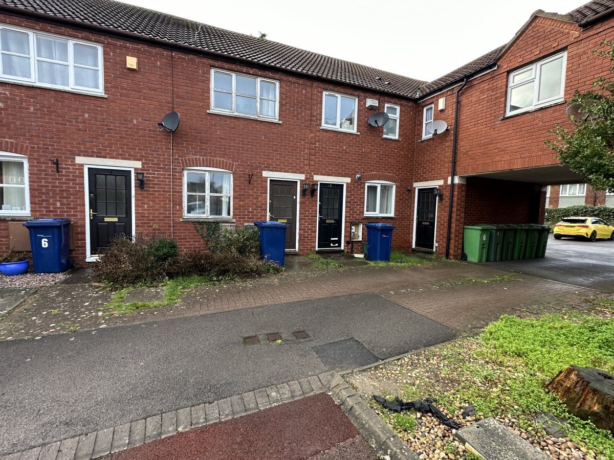 2 bed terraced house to rent in Lovage Close, Churchdown, Gloucester