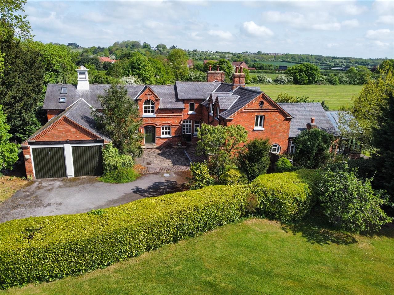 5 bed cottage for sale in London Road, Balderton, Newark NG24 Zoopla