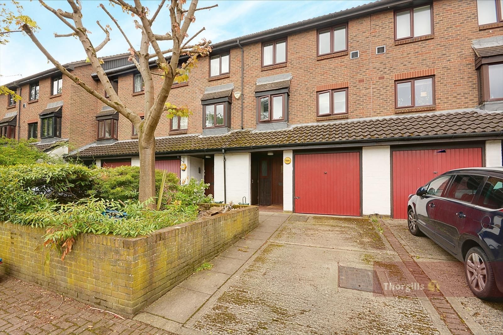 Wyke Close, Wyke Gardens, Isleworth TW7  