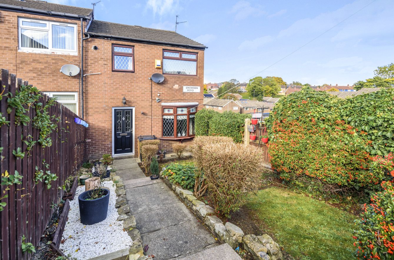 3 bed end terrace house for sale in Snowden Royd, Bramley, Leeds LS13