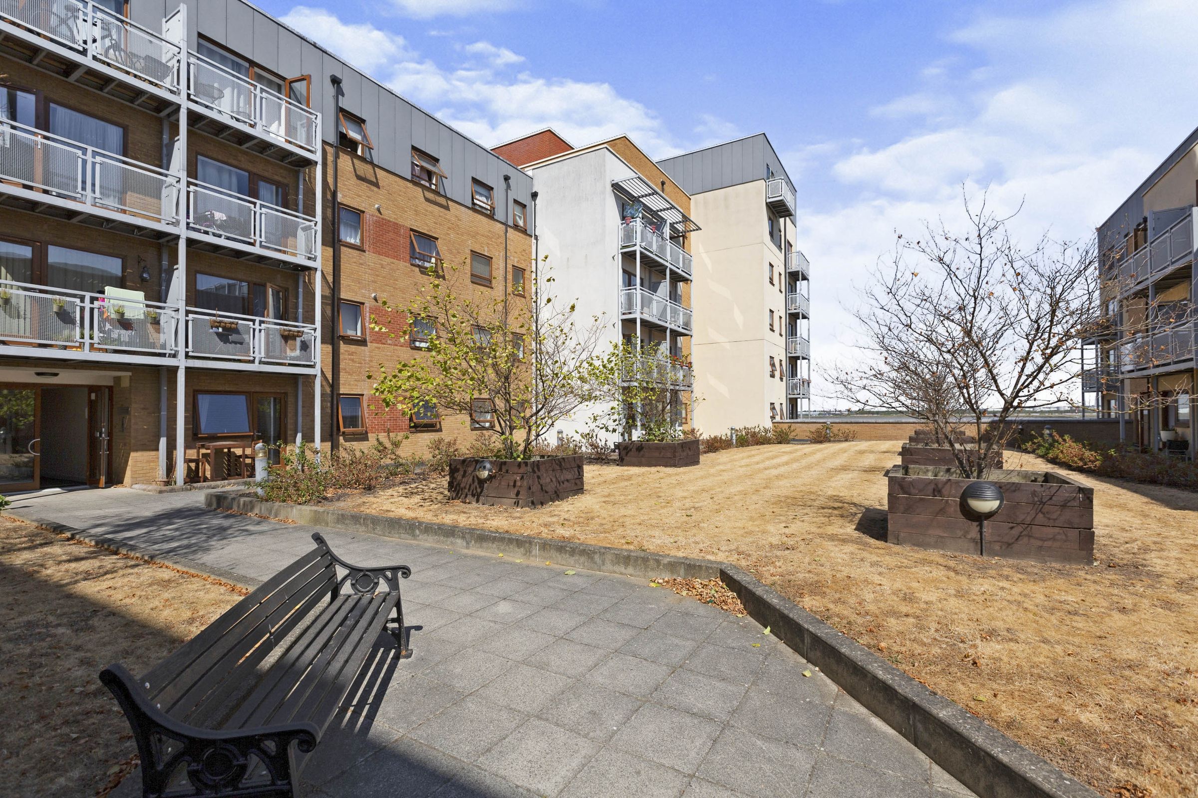 2 bed flat for sale in North Star Boulevard, Greenhithe DA9 Zoopla