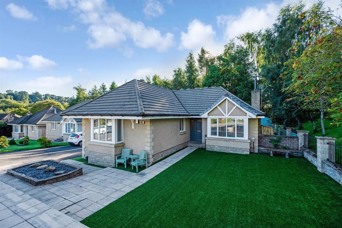 3 bed bungalow for sale in Wellbuttslea Drive, Kirkfieldbank, Lanark