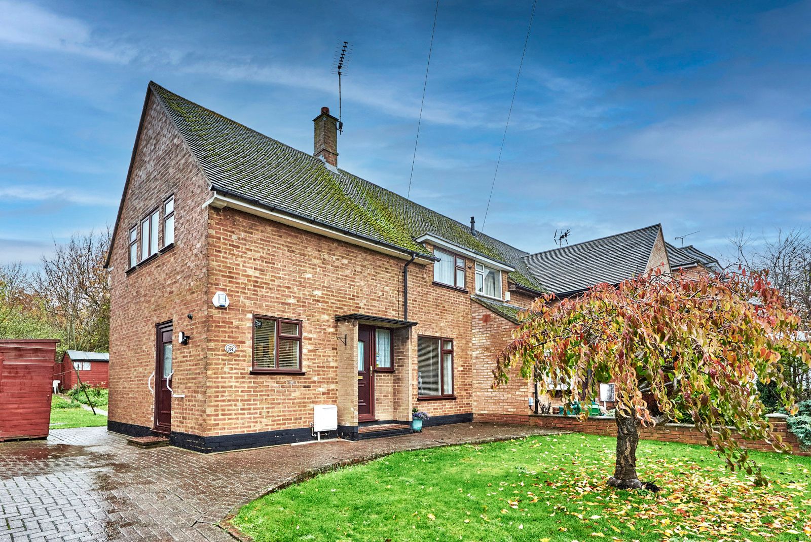 2 bed semidetached house for sale in Holcroft Road, Harpenden