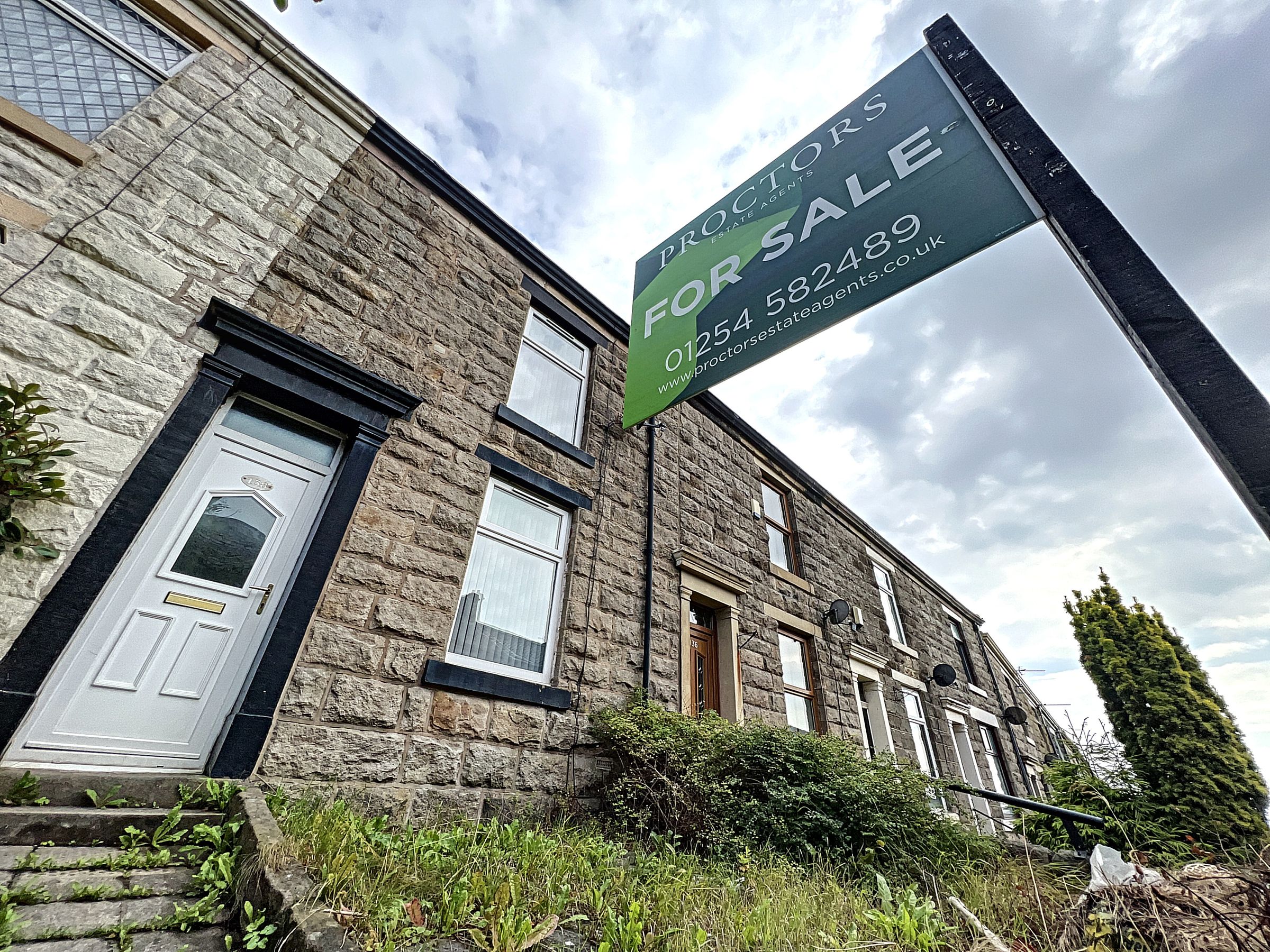 2 bed terraced house for sale in Dukes Brow, Blackburn BB2 Zoopla