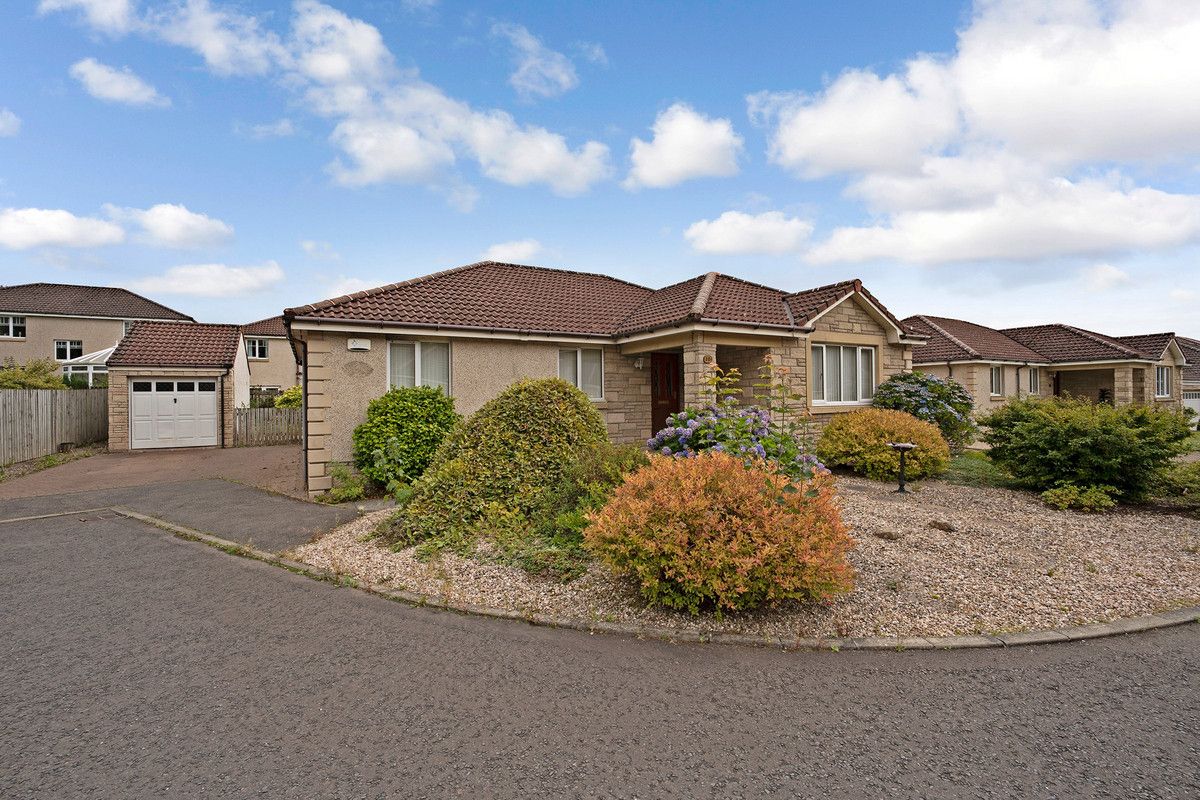 3 bed bungalow for sale in Johnstone Path, Glenrothes KY7 Zoopla