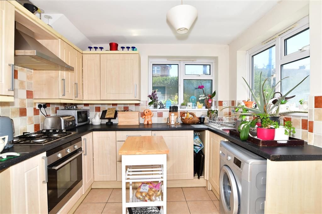 3 bed semidetached house for sale in Wood Avenue, Folkestone, Kent