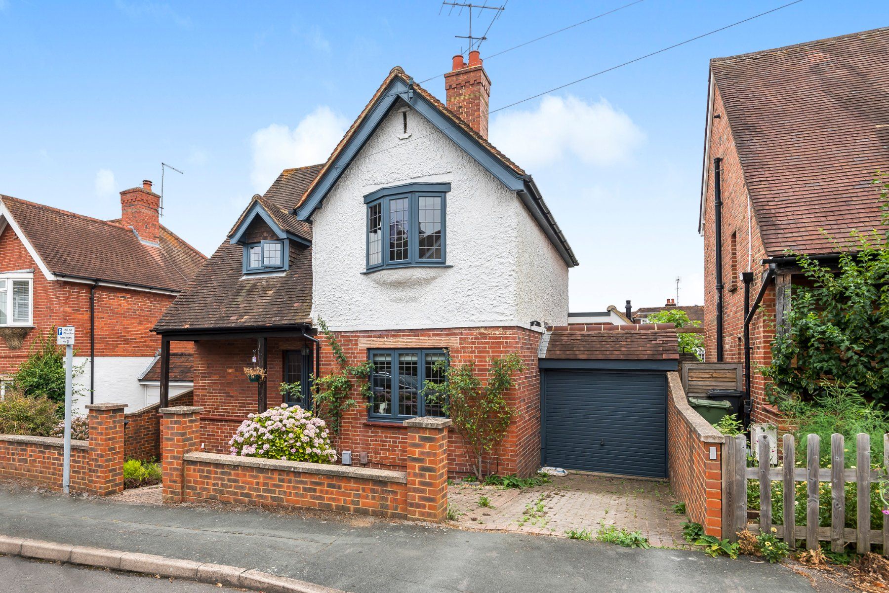 3 bed detached house for sale in Guildford, Surrey GU2 Zoopla