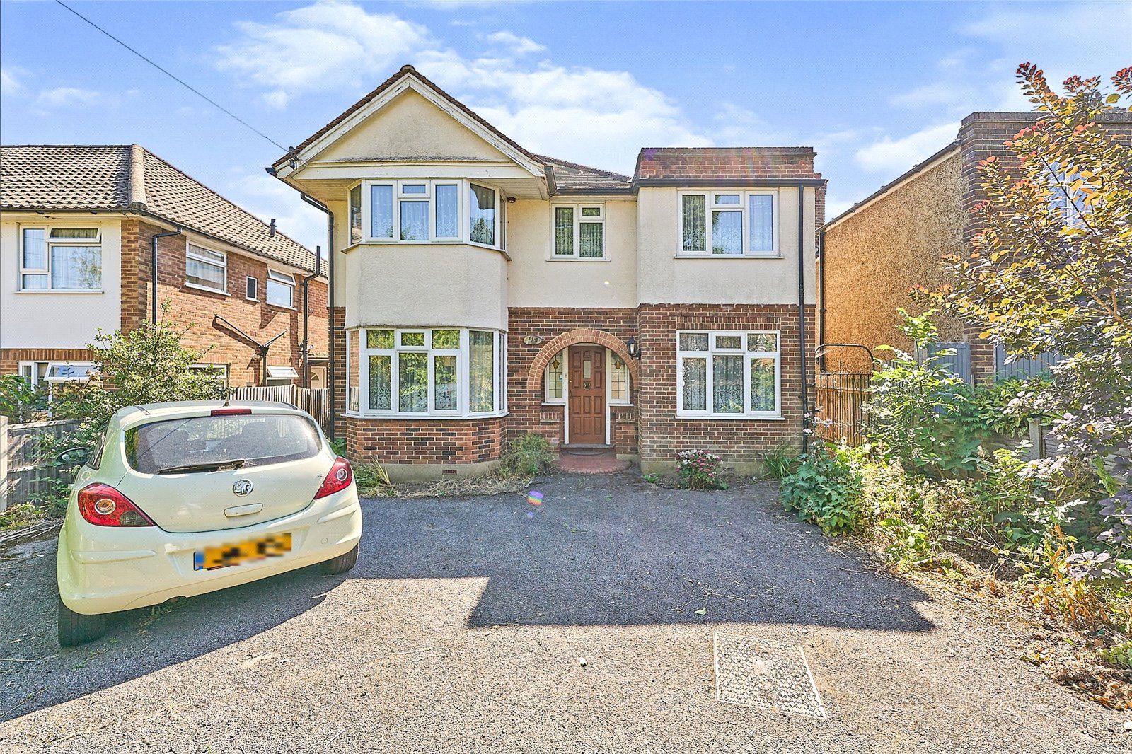 5 bed detached house for sale in Gilders Road, Chessington KT9 Zoopla