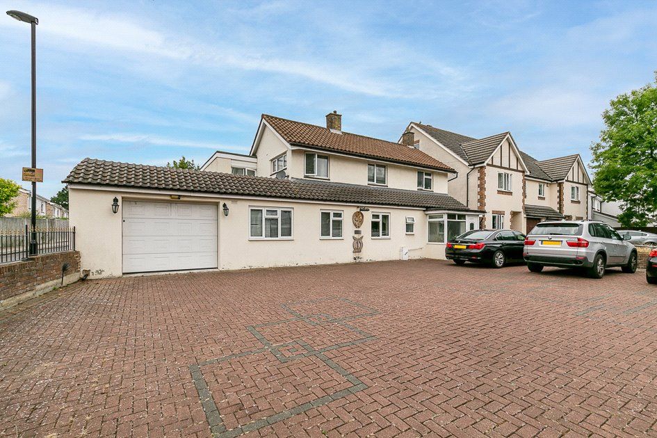 5 bed detached house for sale in The Glade, Shirley, Surrey CR0 Zoopla