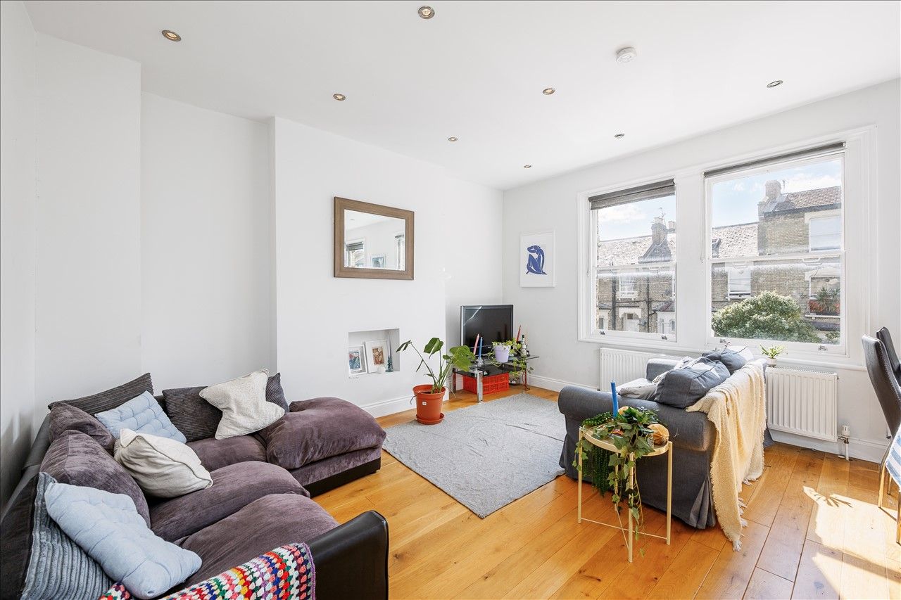 3 bed property for sale in St. Stephens Avenue, London W12 Zoopla