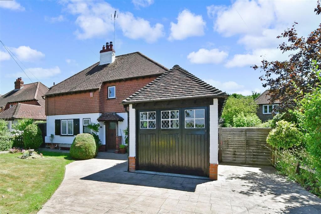 3 bed detached house for sale in Worthing Road, Horsham, West Sussex