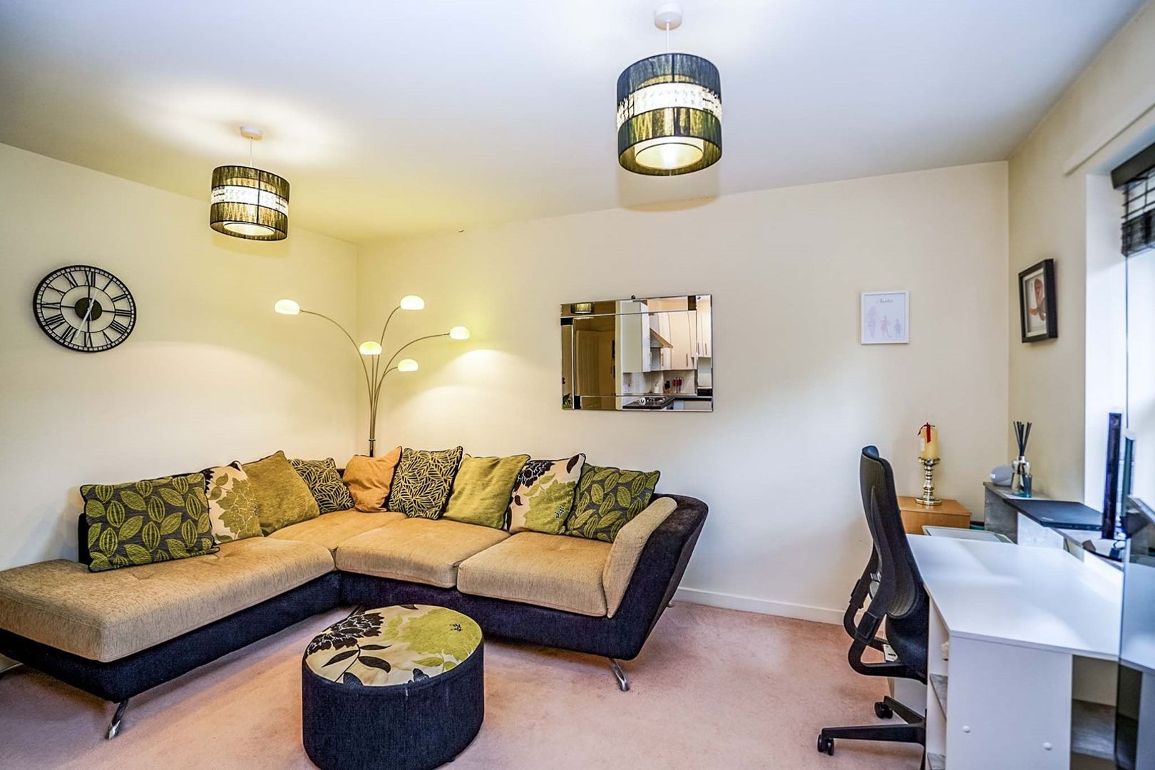 Adrian Close, Hemel Hempstead HP1  