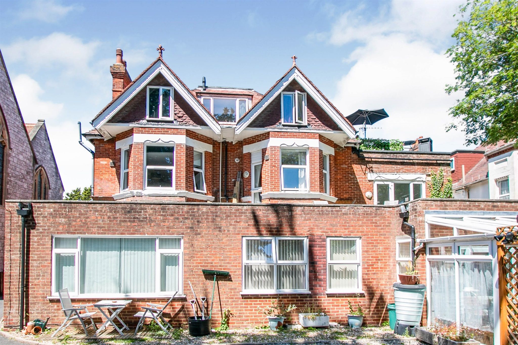 2 bed flat for sale in Florence Road, Bournemouth BH5 Zoopla