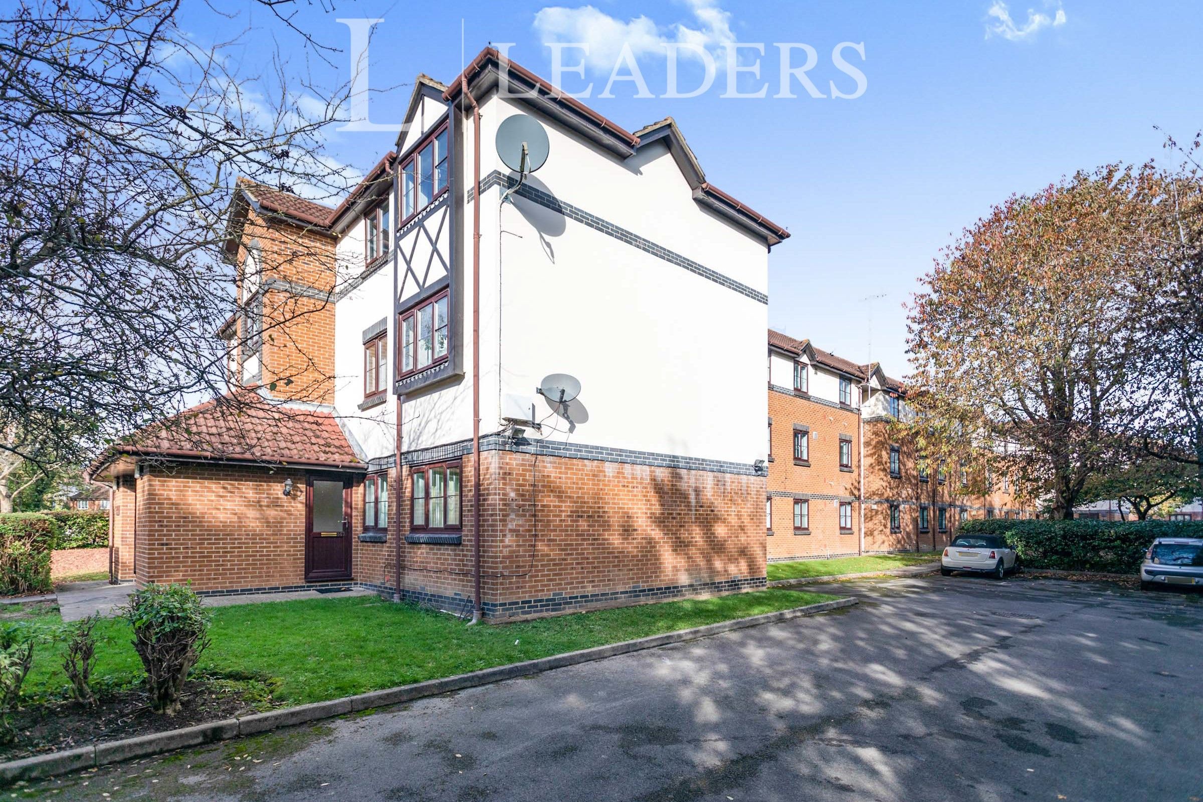 1 bed flat to rent in Wordsworth Mead, Redhill RH1 Zoopla