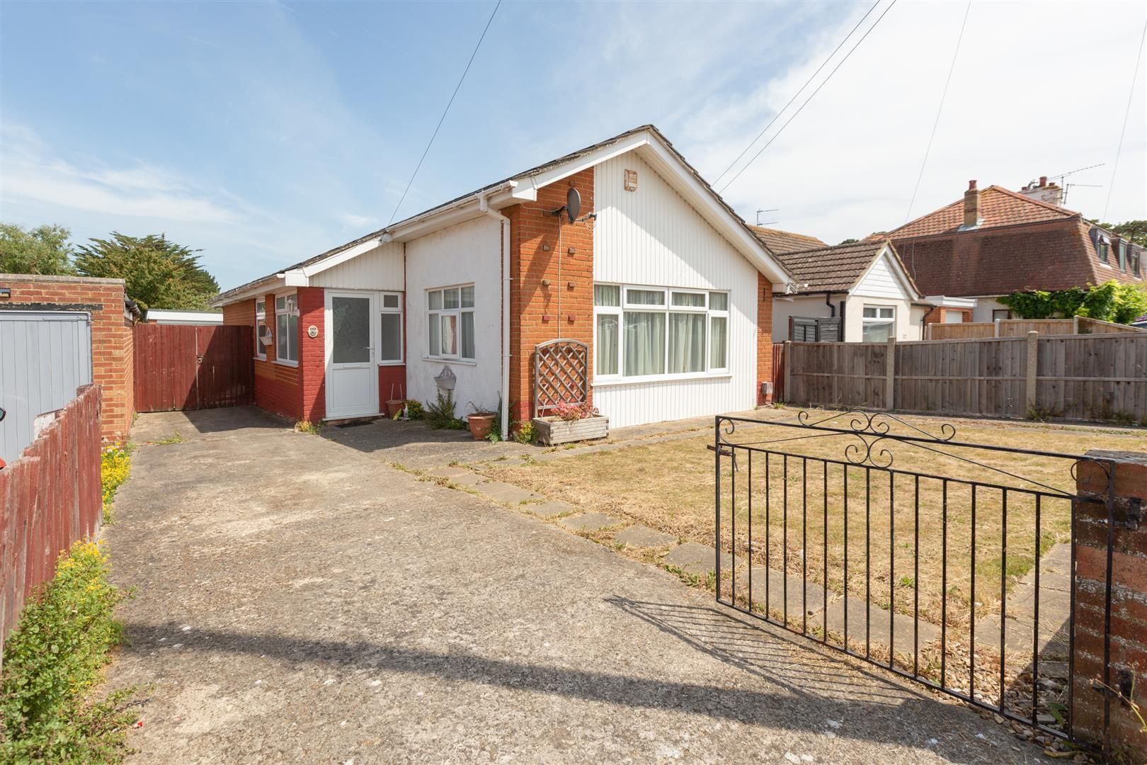3 bed detached bungalow for sale in Park Avenue, Birchington CT7 Zoopla 3 bed detached bungalow for sale in Park Avenue, Birchington CT7 Zoopla