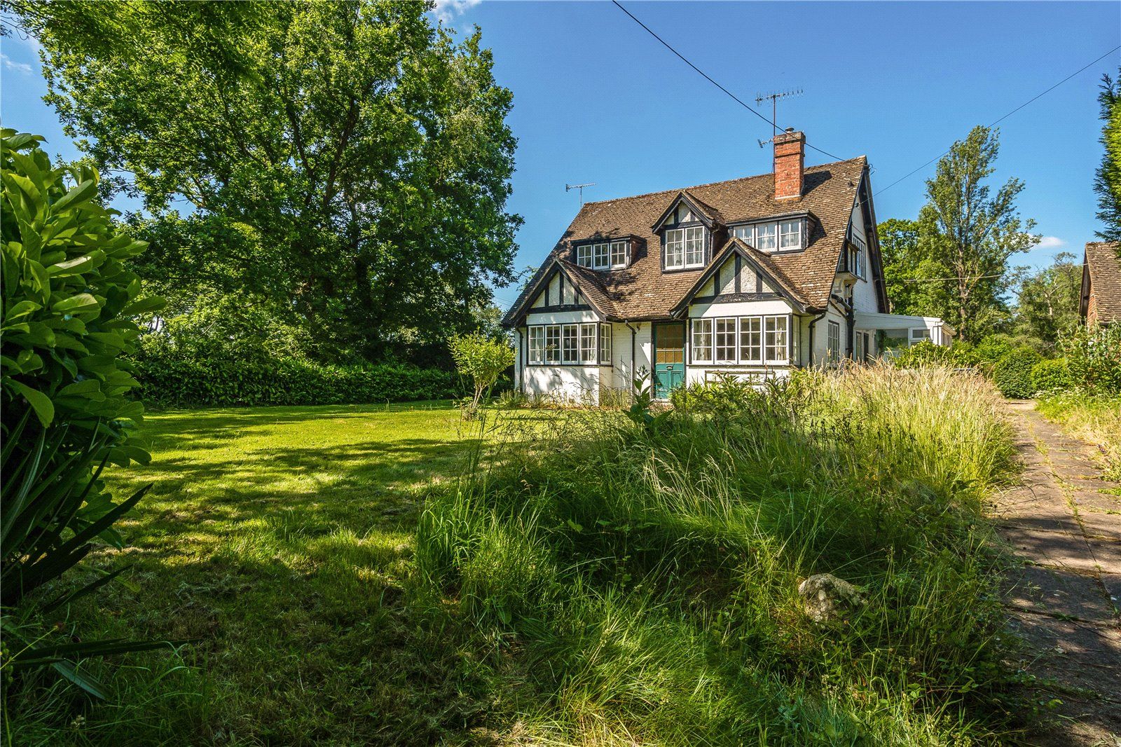 4 bed detached house for sale in Meath Green Lane, Horley, Surrey RH6