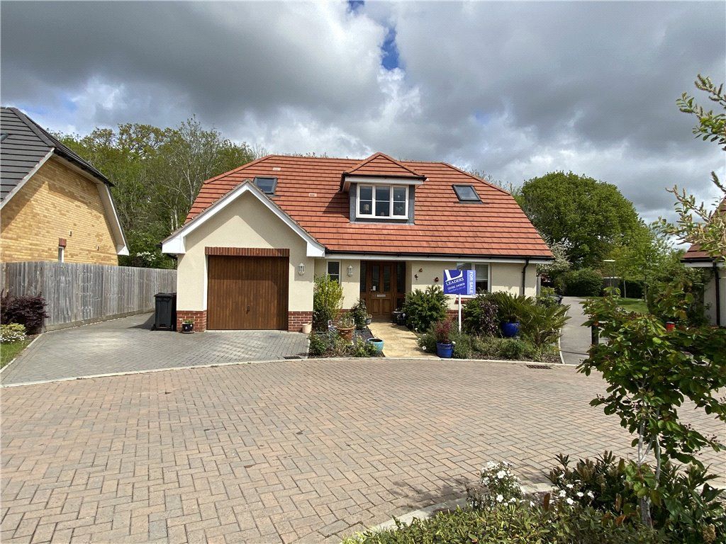 3 bed bungalow for sale in South Downs Rise, Havant PO9 Zoopla