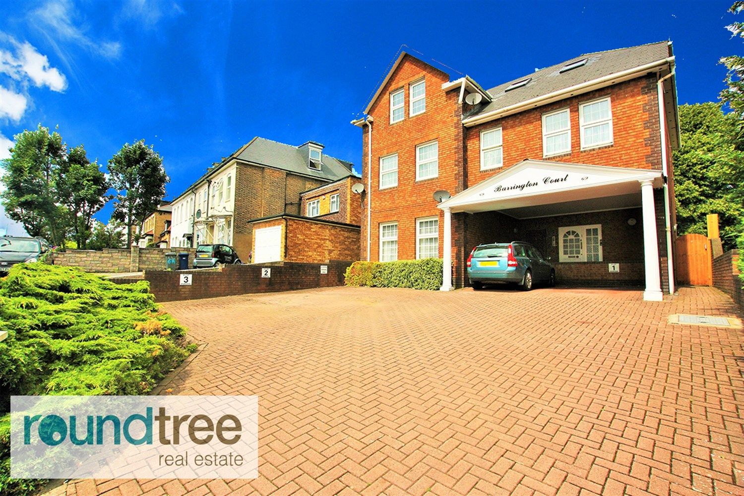 3 bed flat to rent in Barrington Court, Finchley Lane, Hendon NW4 Zoopla