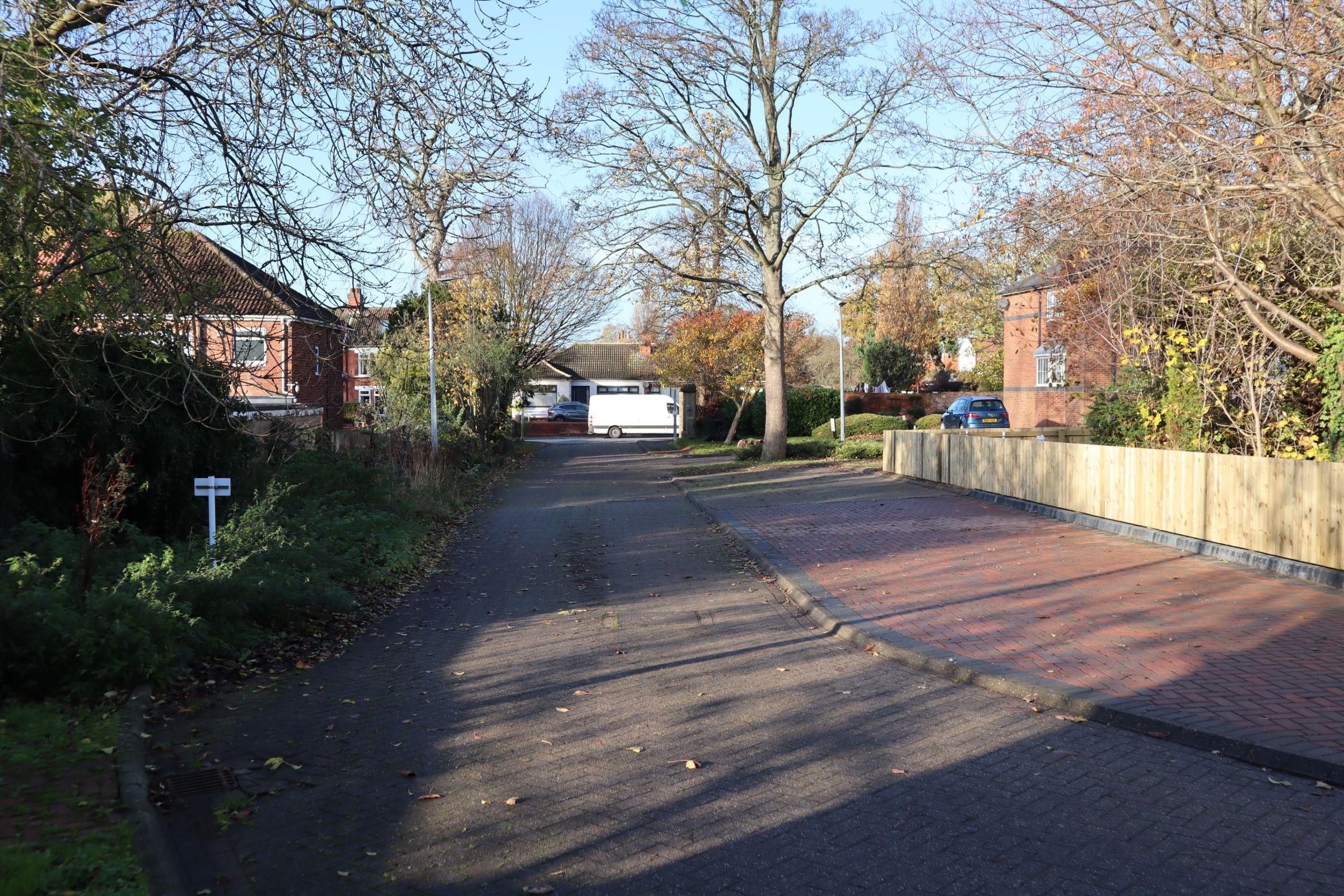 Land for sale in Kingfisher Rise, Sutton HU7 Zoopla