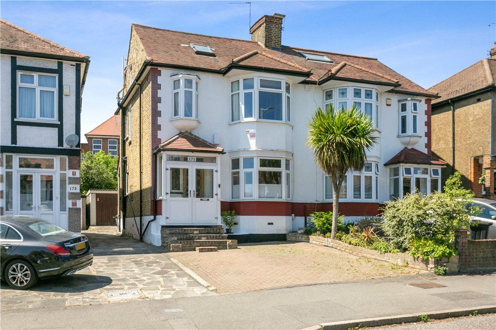 4 bed semidetached house for sale in St. Barnabas Road, Woodford Green