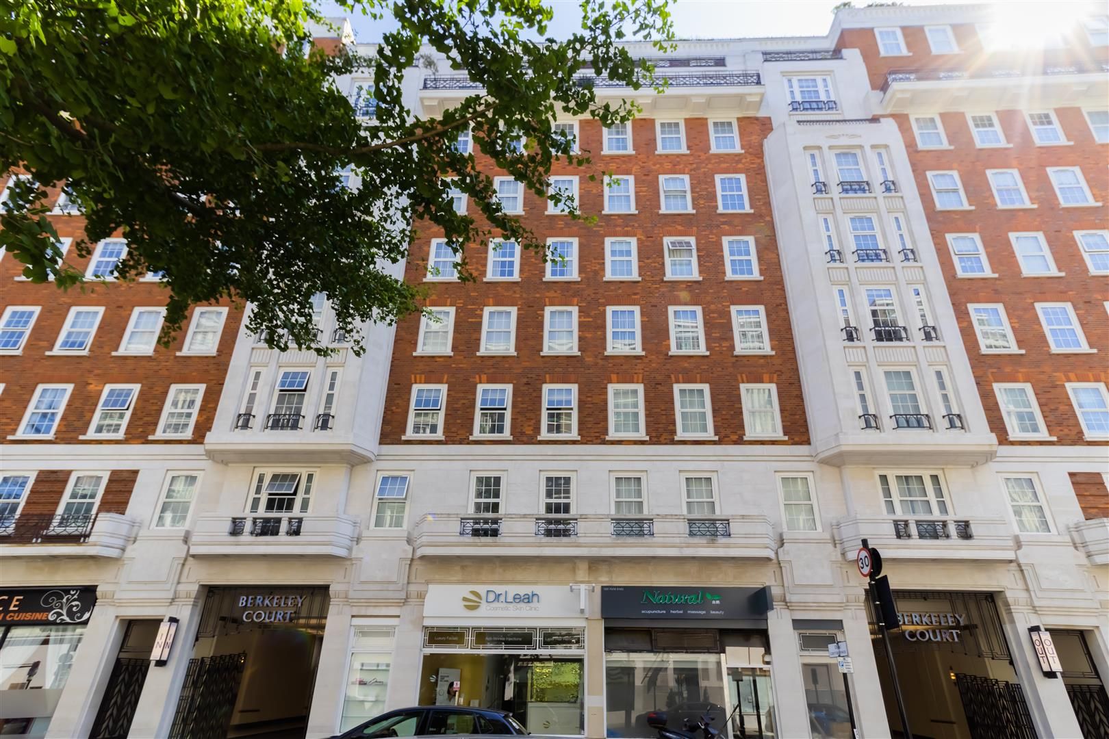 Berkley Court, Marylebone Road, London NW1  