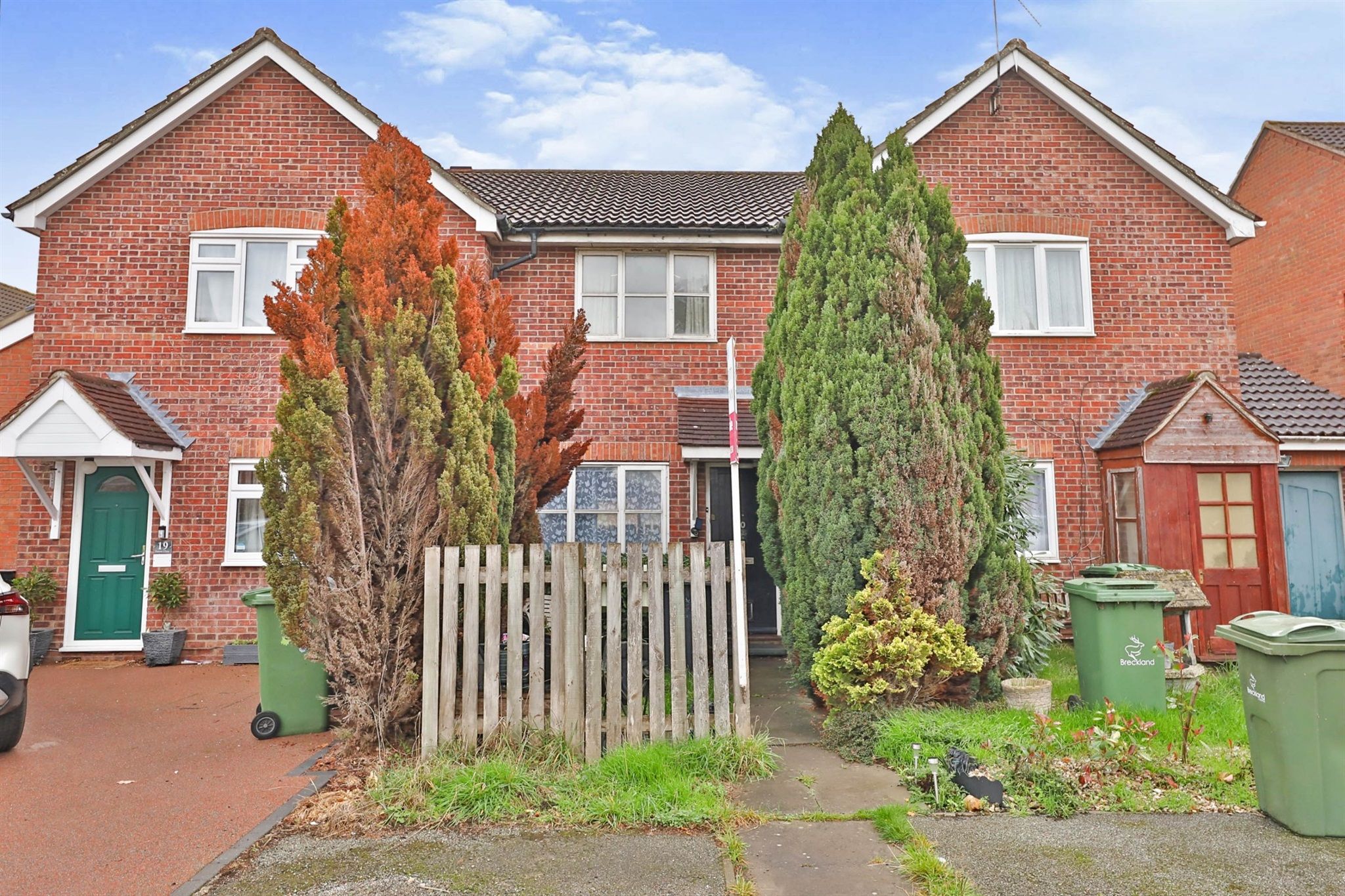 2 bed terraced house for sale in Farrow Close, Mattishall, Dereham NR20