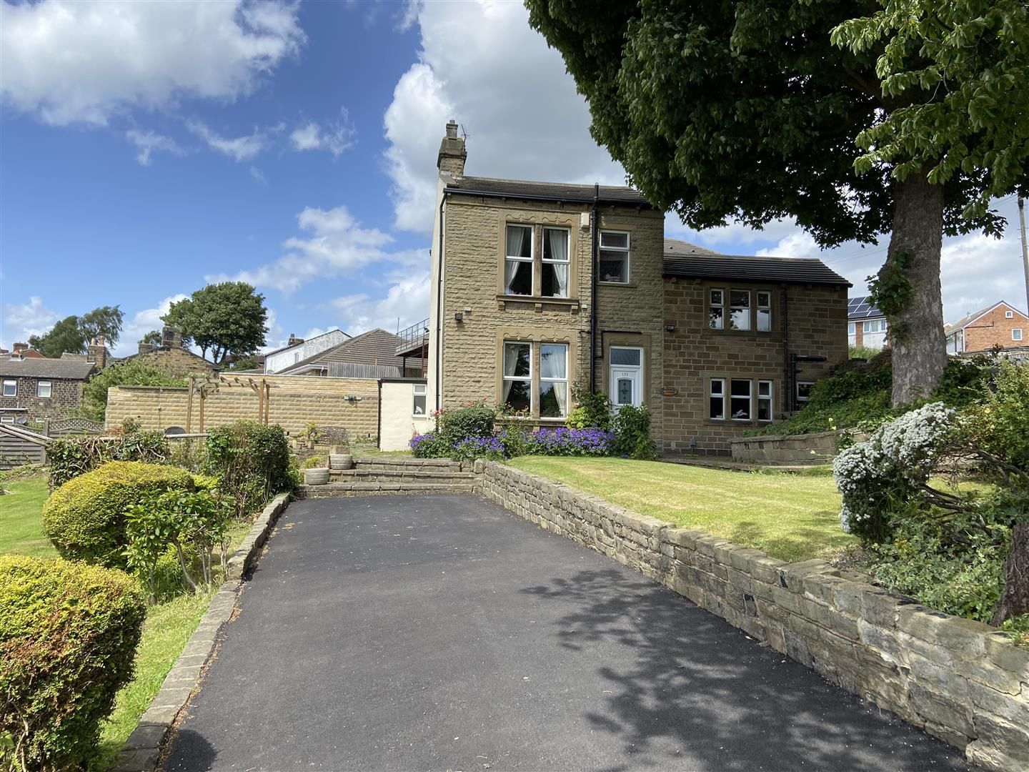 2 bed property for sale in Moor End Lane, Dewsbury WF13 Zoopla