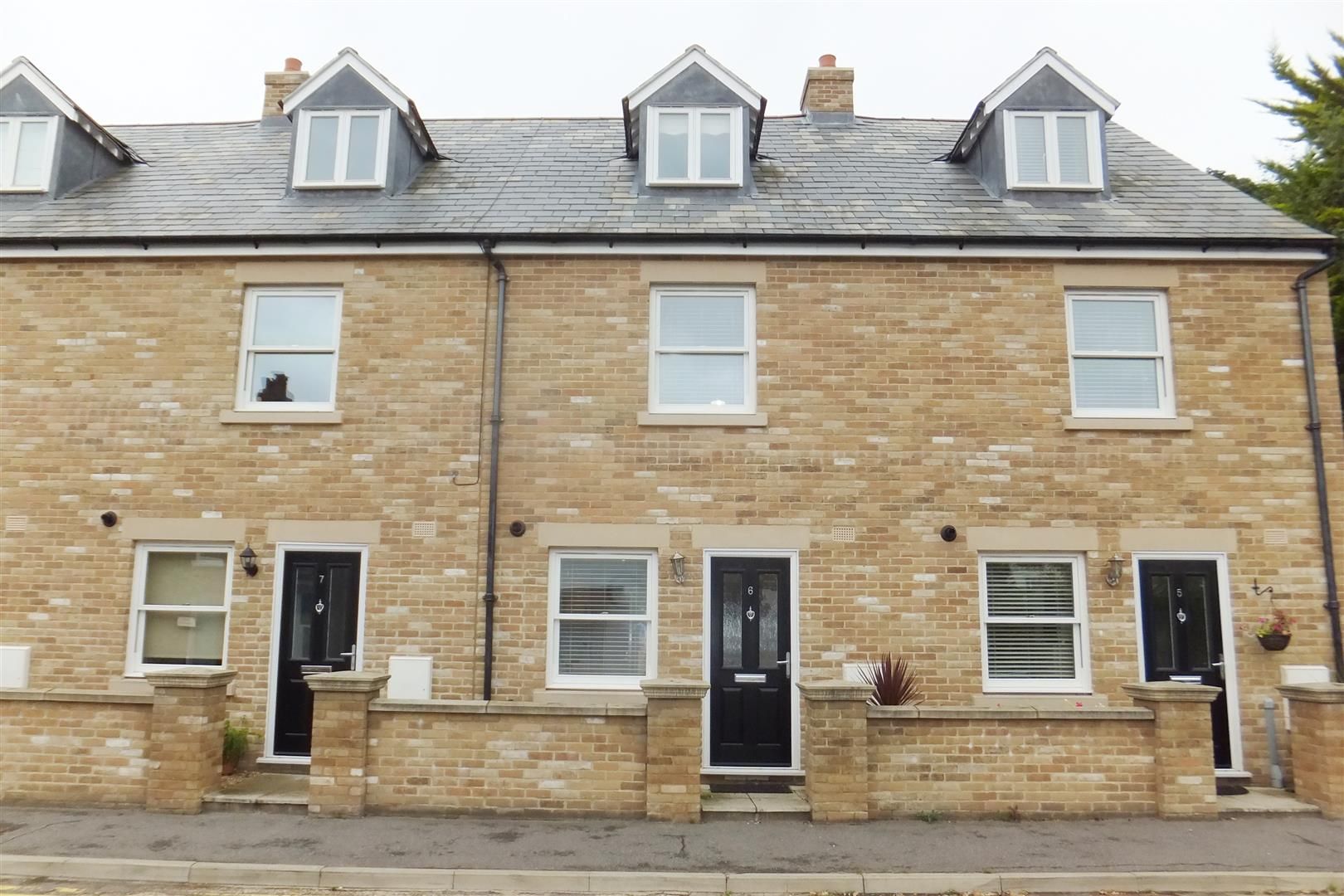 3 bed terraced house to rent in Regent Street, Whitstable CT5 Zoopla