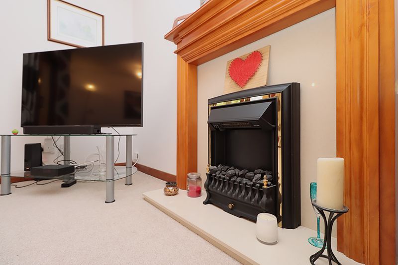 5 bed detached house for sale in Carrick Gardens, Bellsquarry, Livingston EH54 Zoopla