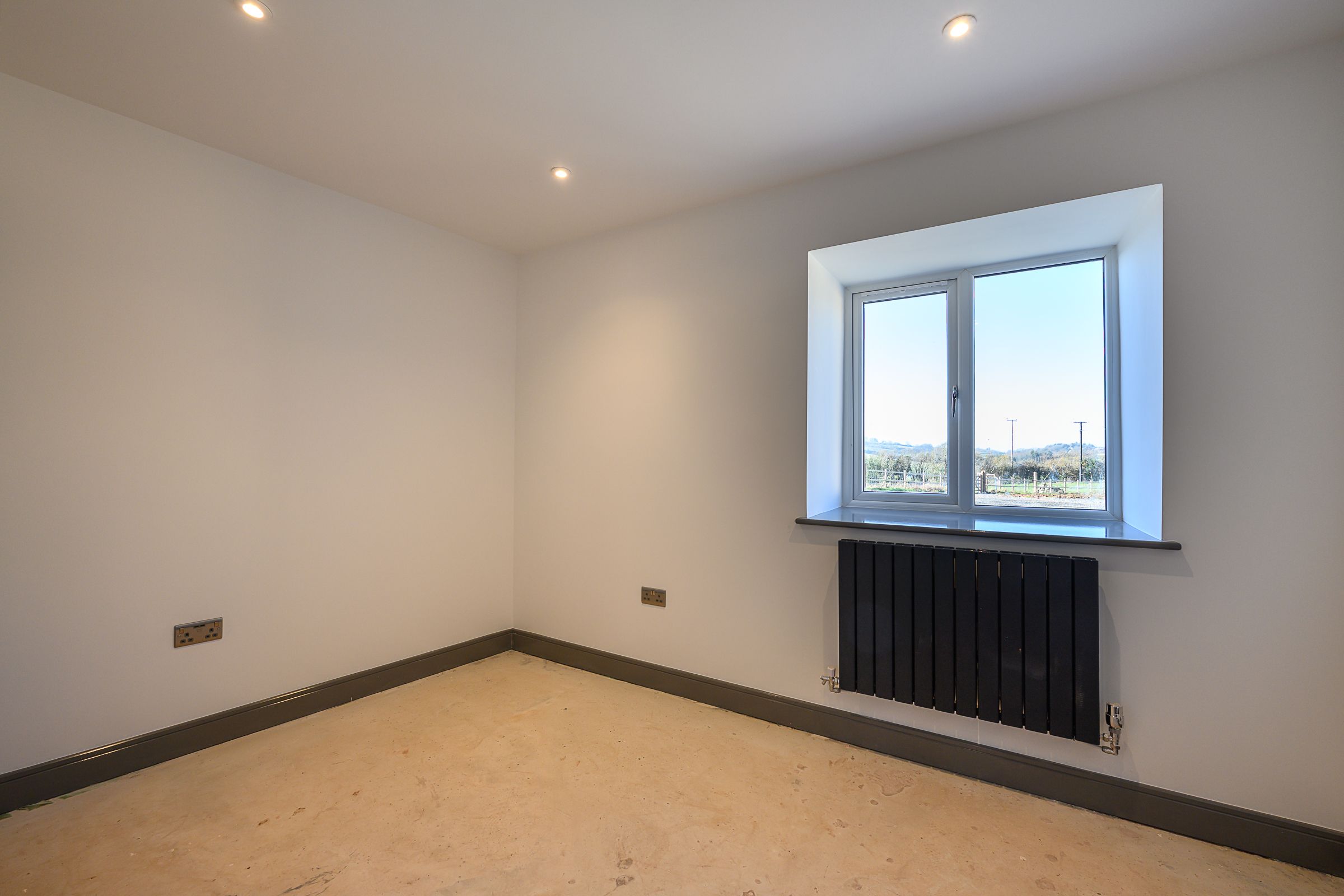 5 bed barn conversion for sale in Wye Valley View, Whitchurch, RossOn