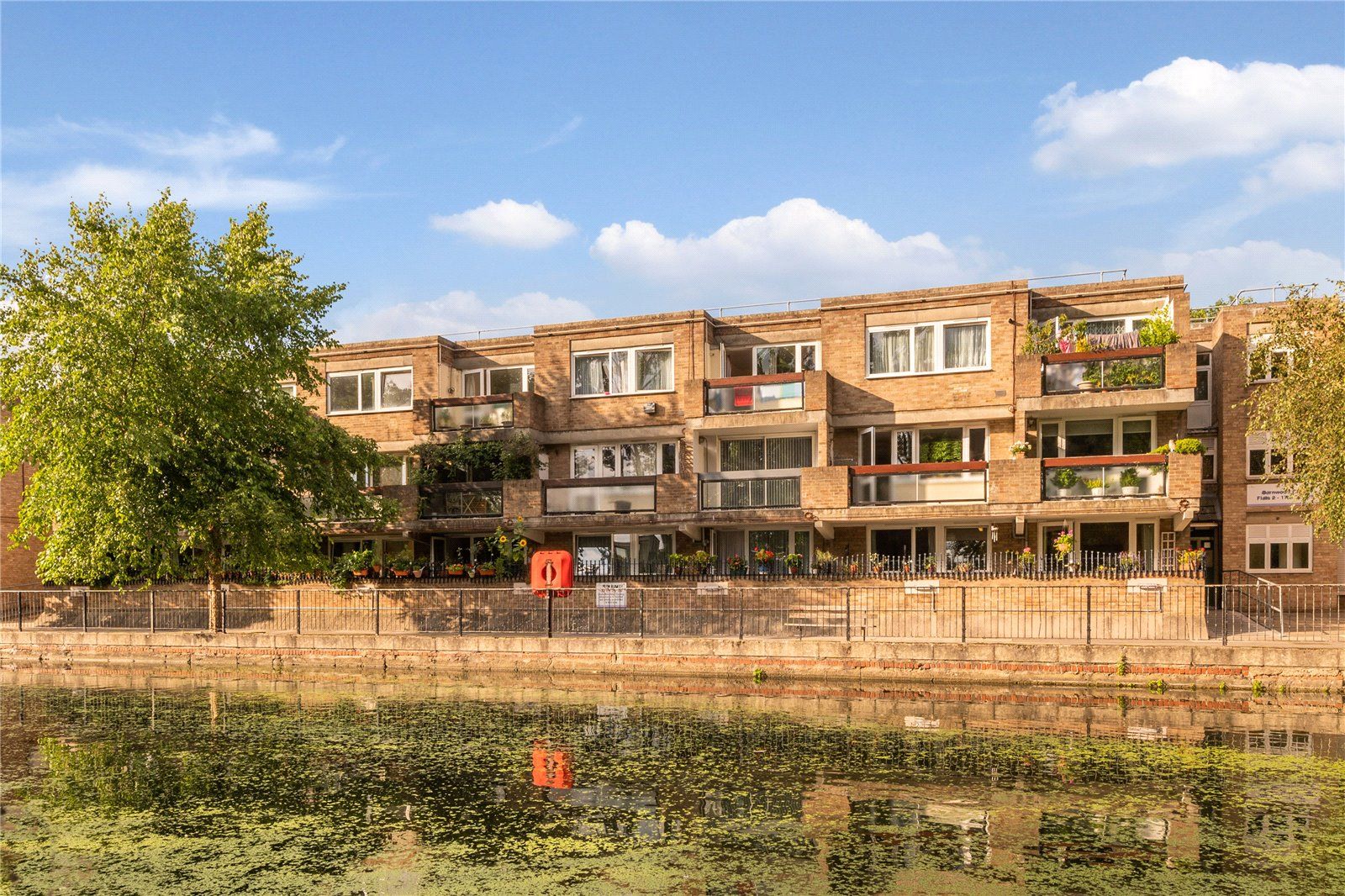 Barnwood Close, Little Venice, London W9  