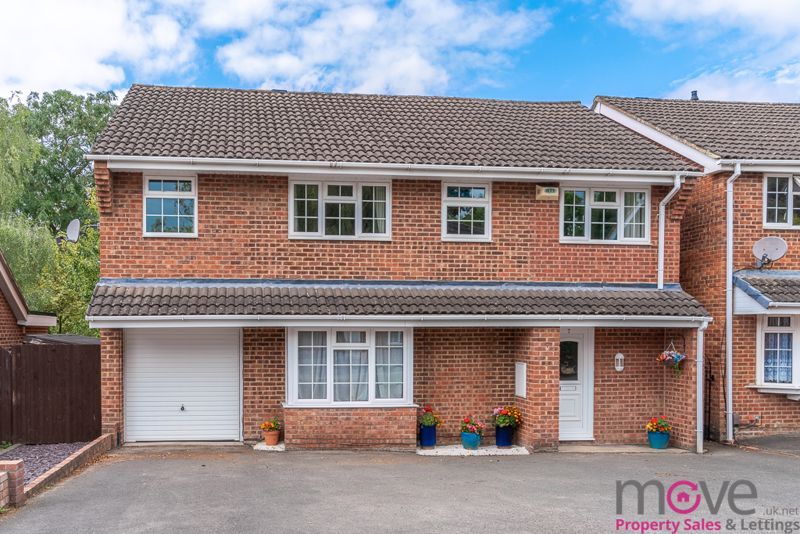 Bishopstone Close, Cheltenham GL51  