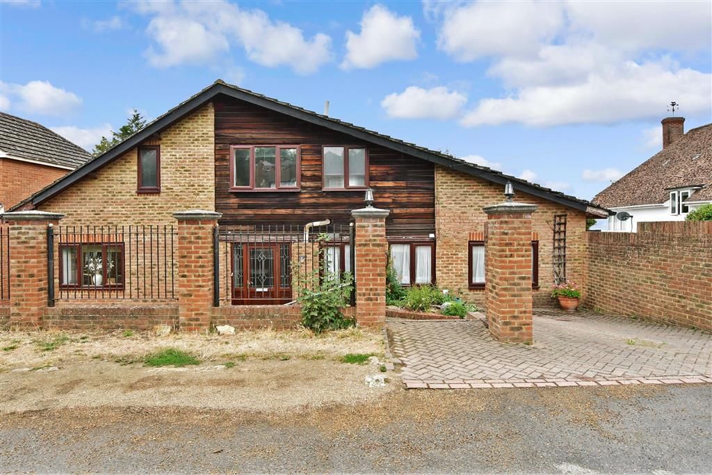 5 bed bungalow for sale in College Avenue, Maidstone, Kent ME15 Zoopla
