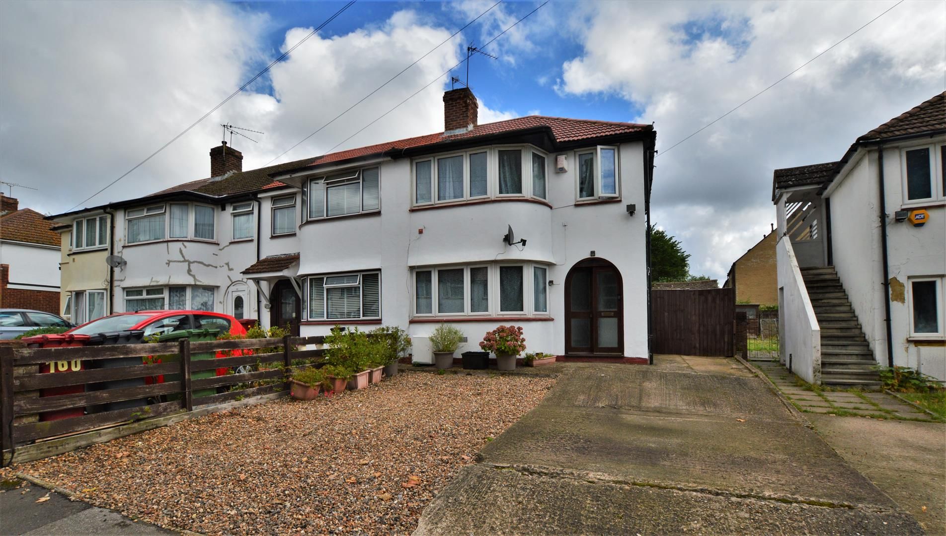 3 bed end terrace house for sale in Canterbury Avenue, Slough SL2 Zoopla