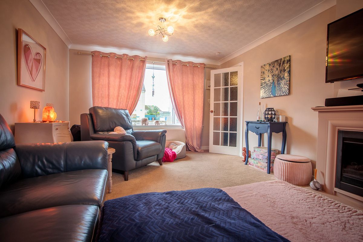 3 bed semidetached house for sale in Sutors Avenue, Nairn IV12 Zoopla