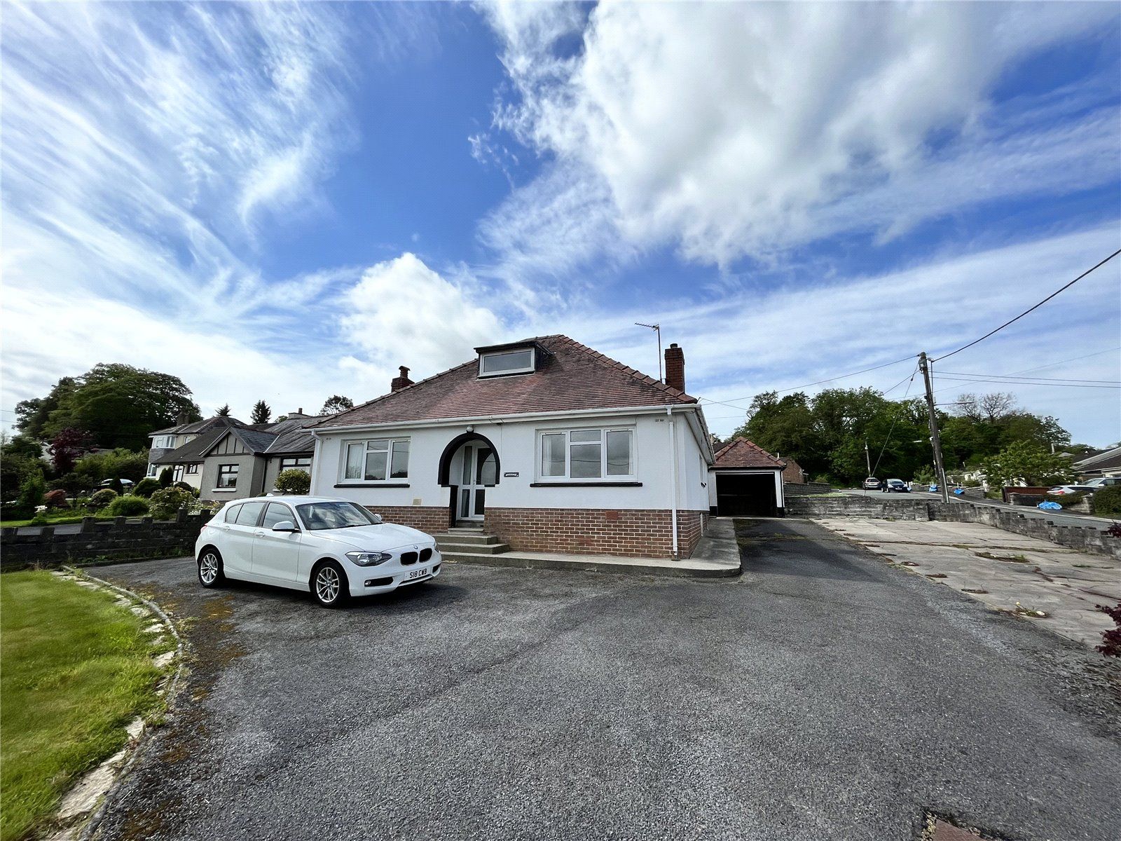 Bungalow for sale in Cwmffrwd, Cwmffrwd, Carmarthen SA31 Zoopla