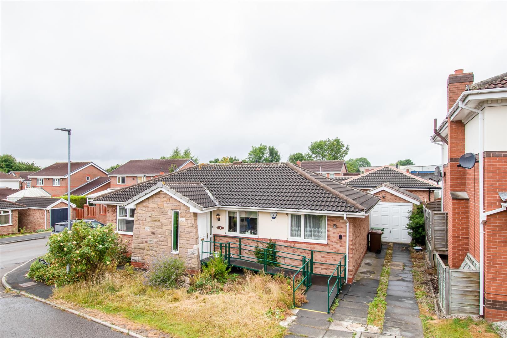 3 bed detached bungalow for sale in Kings Croft, Ossett WF5 Zoopla