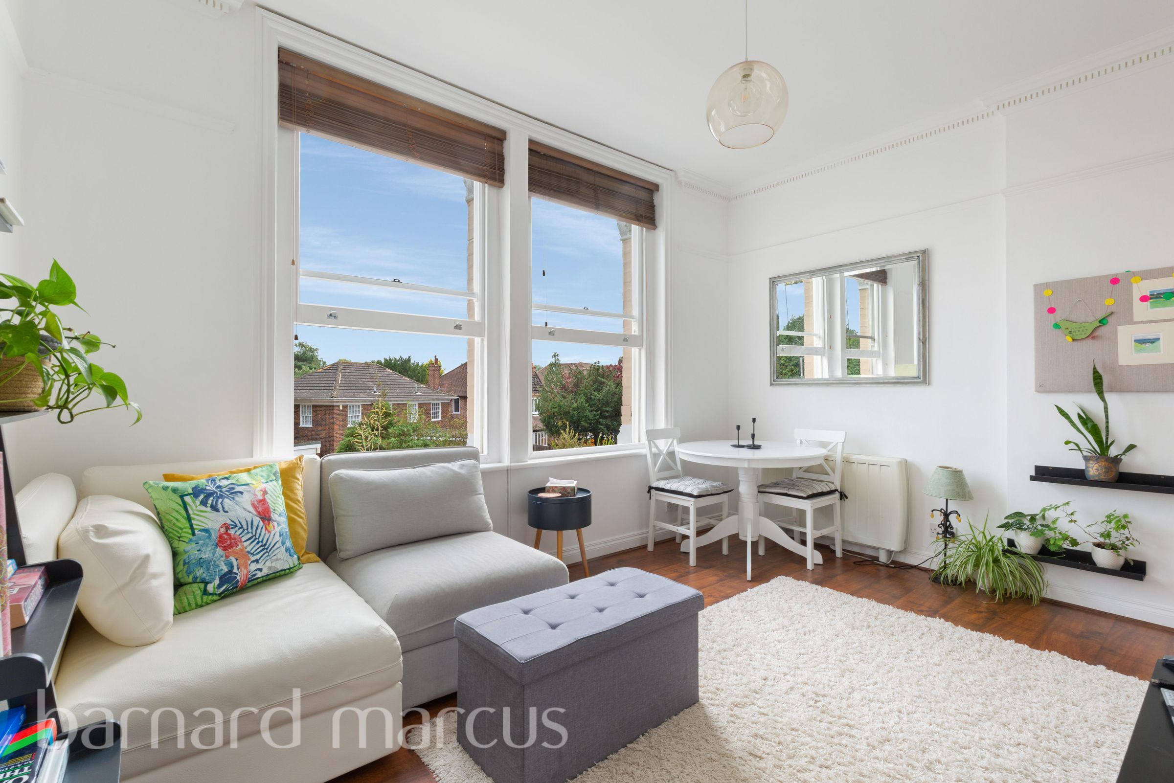 1 bed flat to rent in Surbiton Hill Park, Surbiton KT5 Zoopla