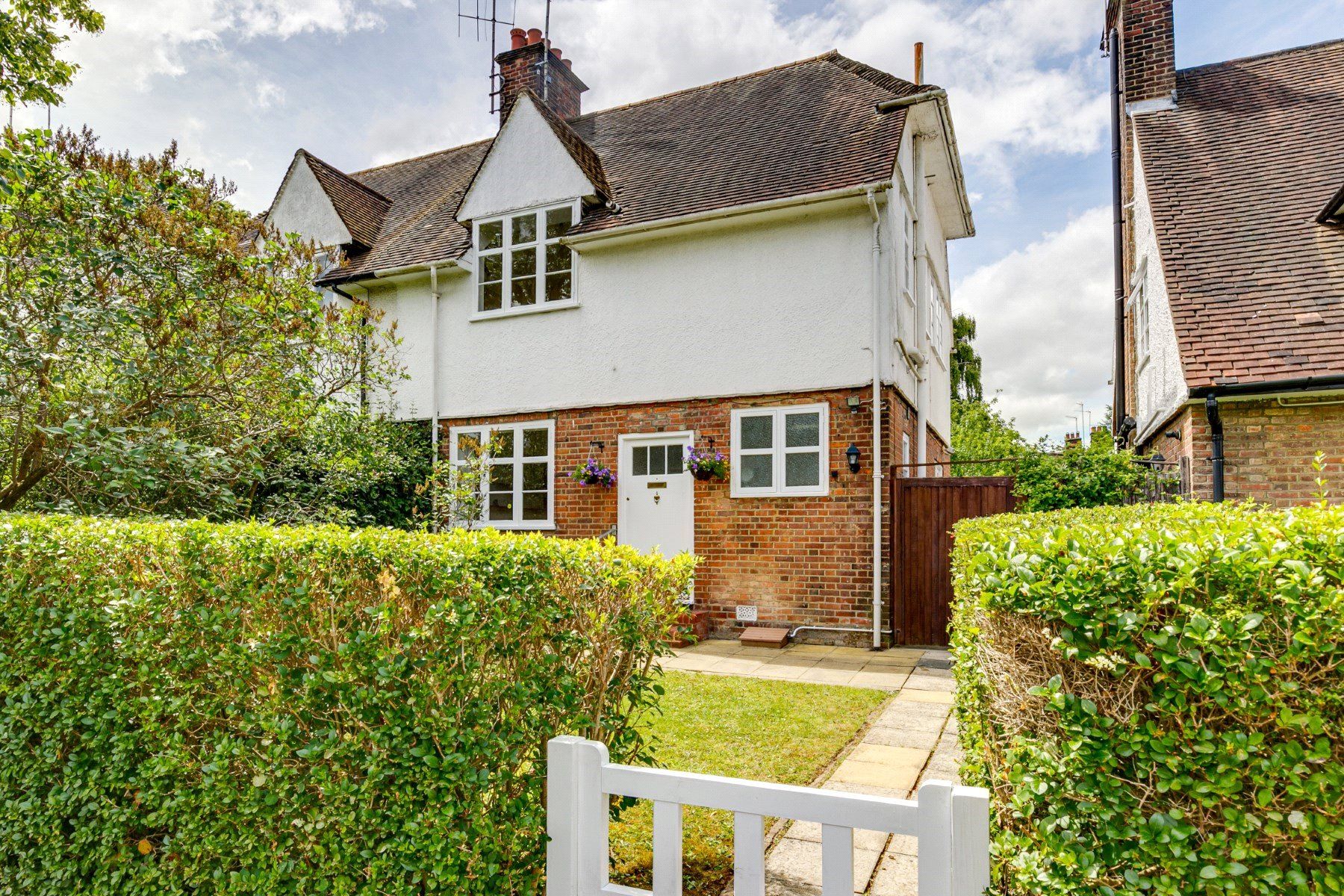 3 bed semidetached house for sale in Erskine Hill, London NW11 Zoopla