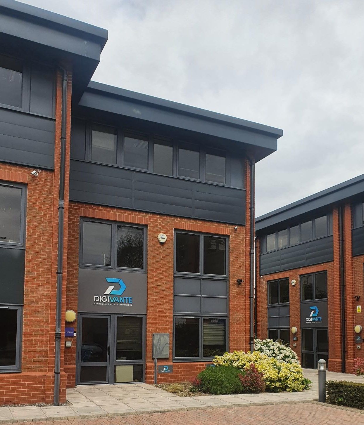 Office to let in 3 Rockfield Business Park, Old Station Drive