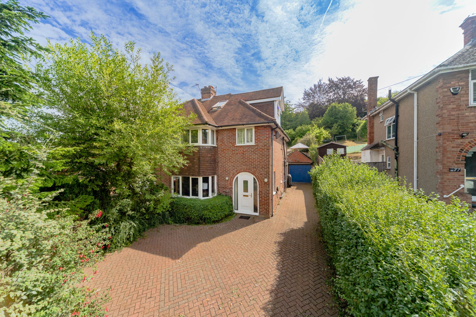 4 bed semidetached house for sale in Desborough Avenue, High