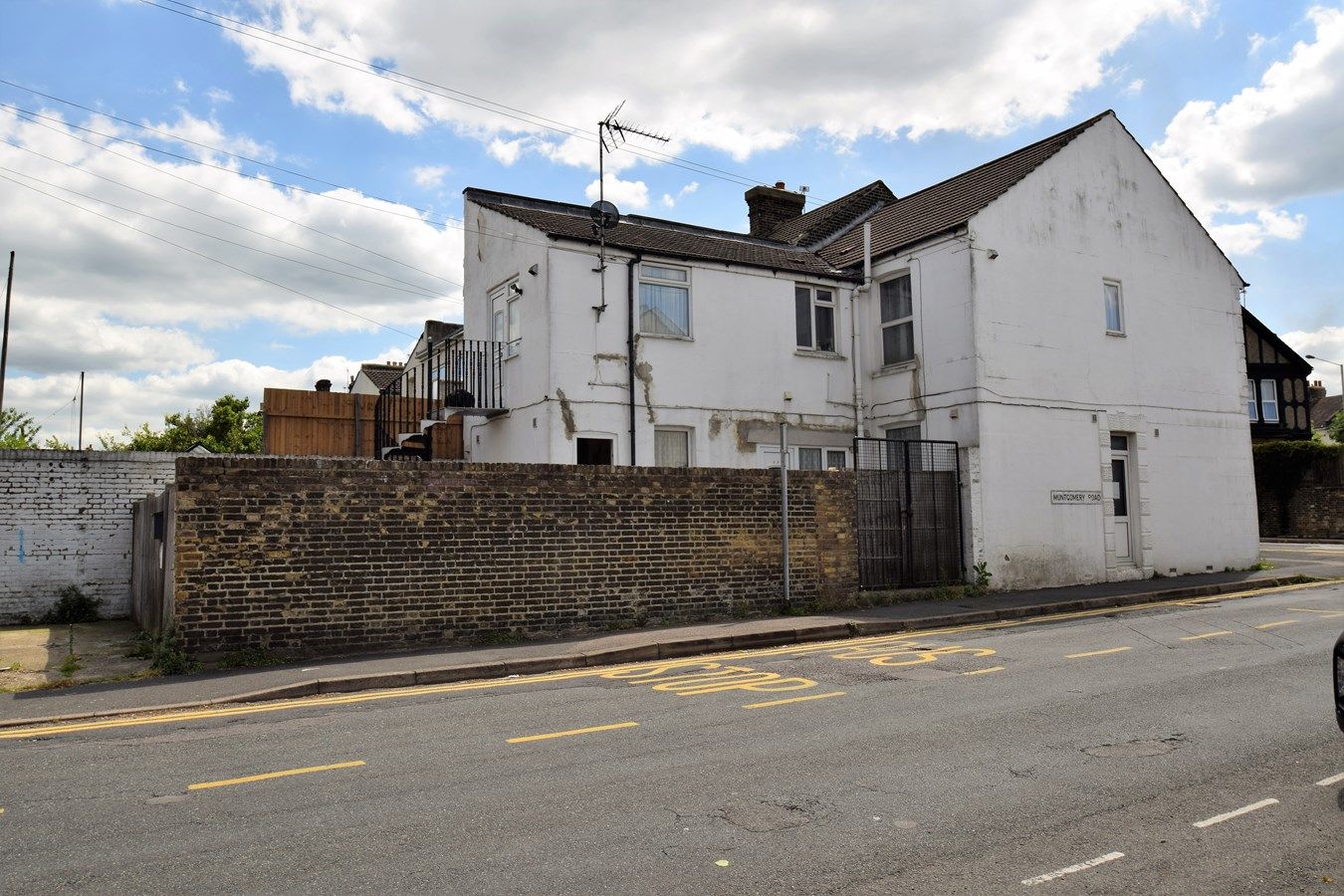 3 bed flat to rent in Milton Road, Gillingham ME7 Zoopla